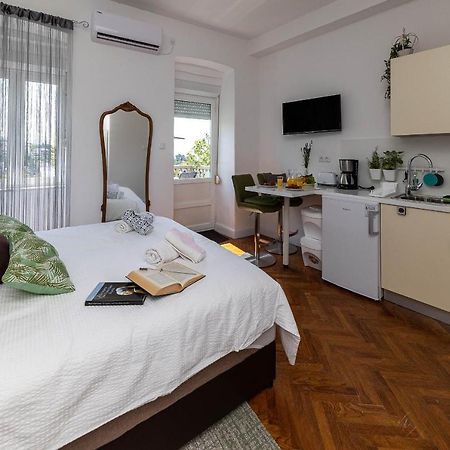 Apartmani Kaiserin Цриквениця Екстер'єр фото