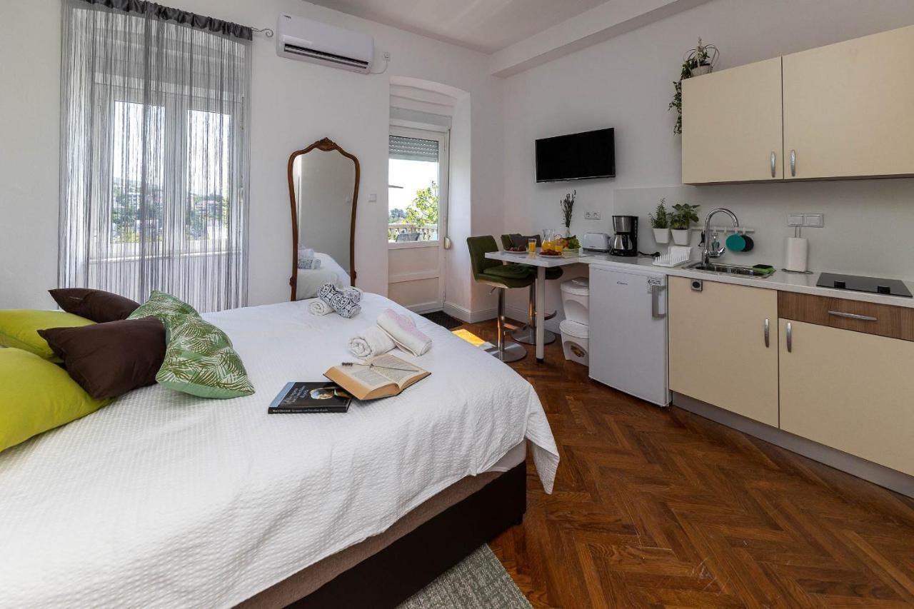 Apartmani Kaiserin Цриквениця Екстер'єр фото
