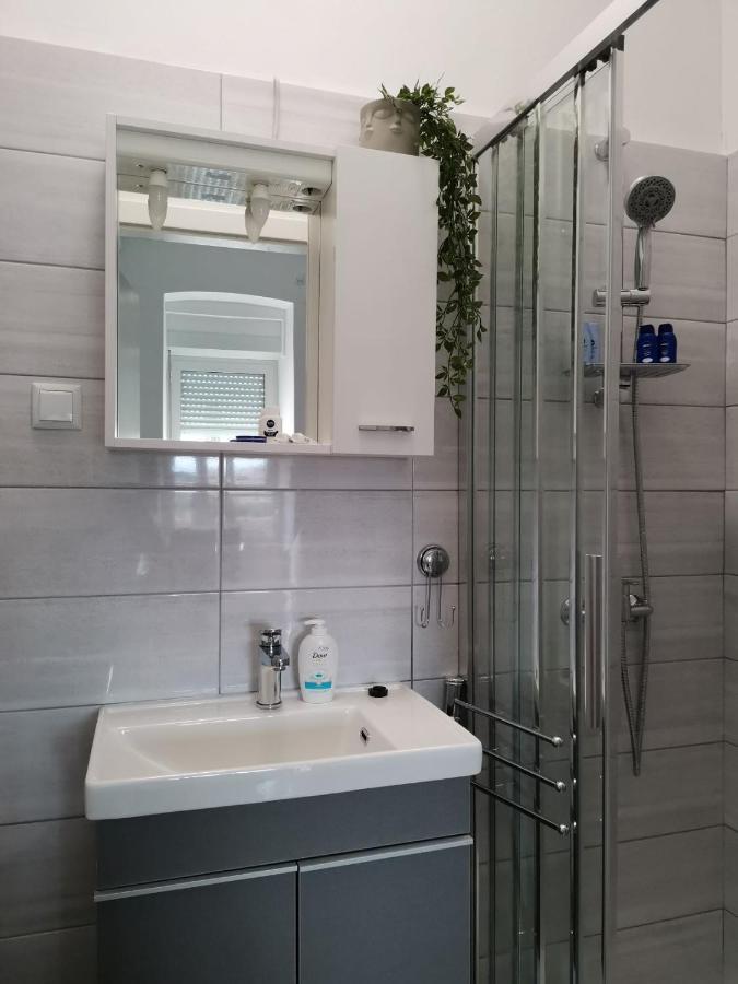 Apartmani Kaiserin Цриквениця Екстер'єр фото