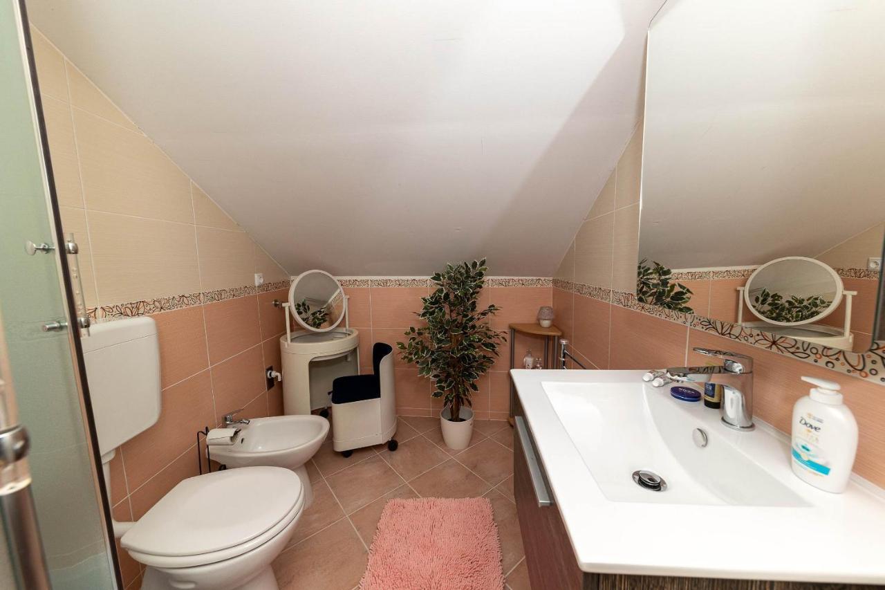 Apartmani Kaiserin Цриквениця Екстер'єр фото